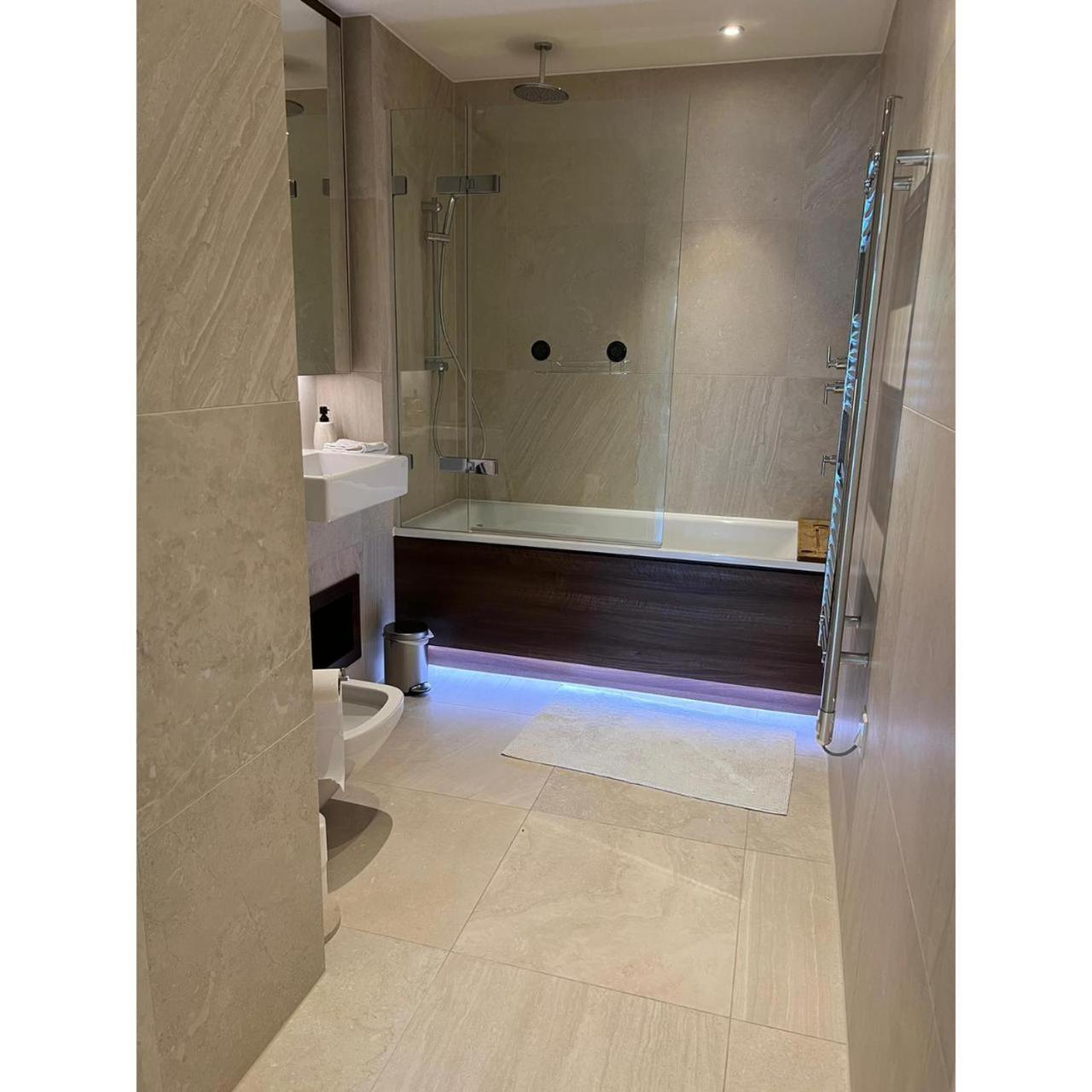 F9-Fantastic 2 Bedroom Flat In Nw3! لندن المظهر الخارجي الصورة